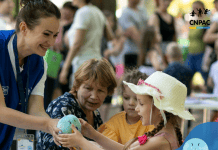 Într-un an de la izbucnirea războiului din Ucraina CNPAC a oferit asistență pentru circa 34 mii copii și adulți