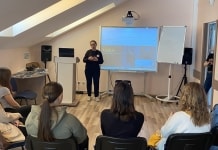 Membrii Clubului „Adolescenții la Prezent”, informați despre utilitatea #chatului12plus.md creat de CNPAC