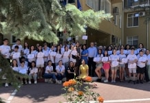 Școala de vară SafeTeen, ediția a II-a, s-a încheiat: 50 de adolescenți și adolescente au creat conceptul campaniei naționale „Educația nu doare”